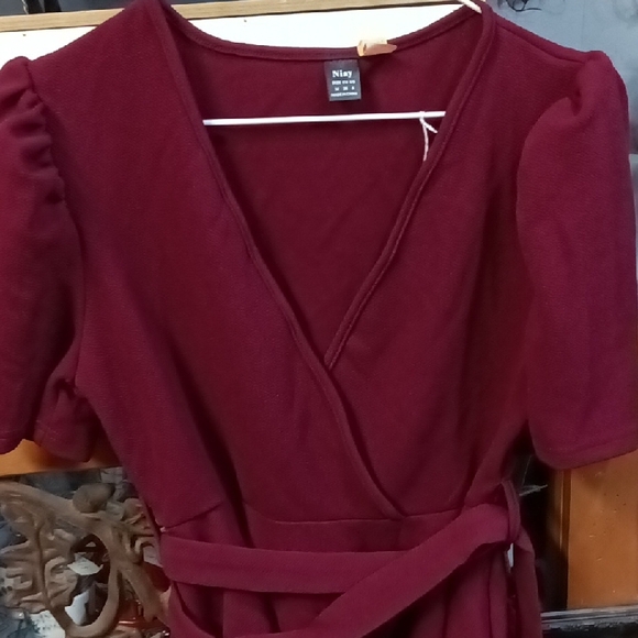 Chic Deep Red Wrap Blouse - Picture 3 of 3